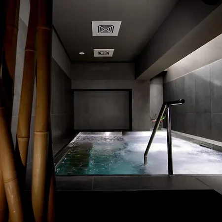 Wanderlust A Schiera